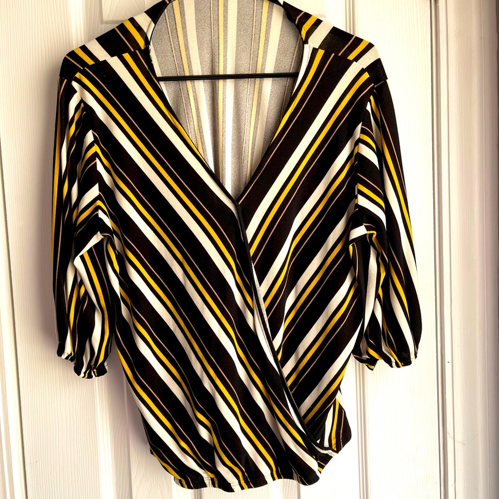 beautiful yellow,white and black open V-neck dress shirt